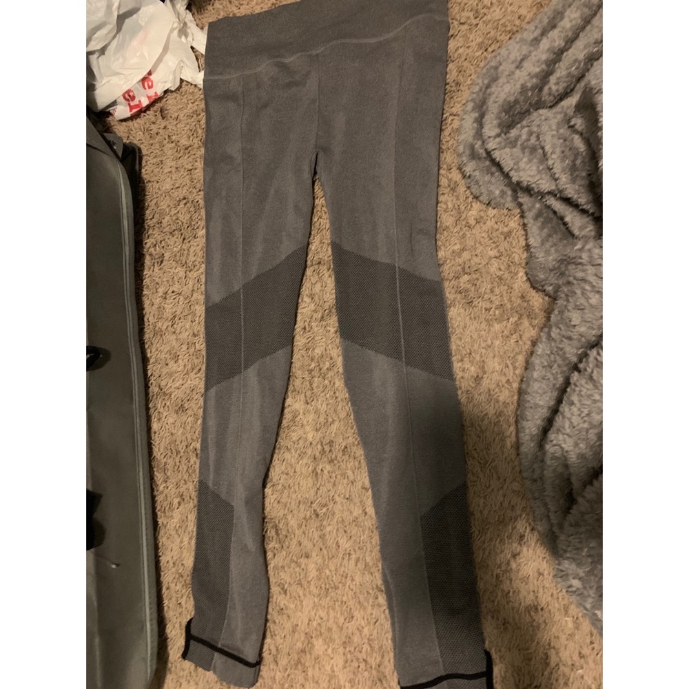 Grey leggings